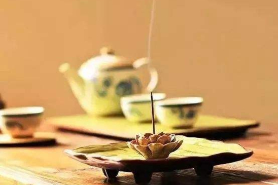 綠茶碧螺春怎么泡簡易步驟，沖泡碧螺春的十二步驟口訣