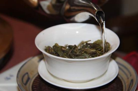 各類茶的注水方式，不同的茶泡茶時怎么注水