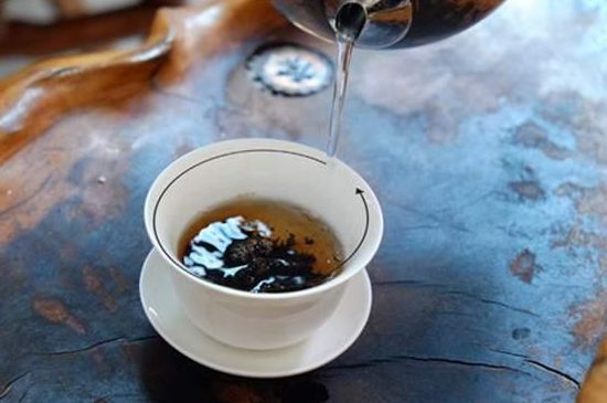 喝茶茶桌上的禮儀有哪些，泡茶待客十大禮儀不可不做！