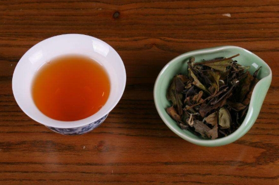 福鼎白茶能長時間悶泡嗎，老白茶可以悶著喝嗎？