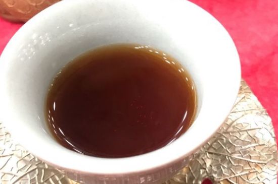 黑茶調(diào)理婦科病，女人喝黑茶好處太多了！
