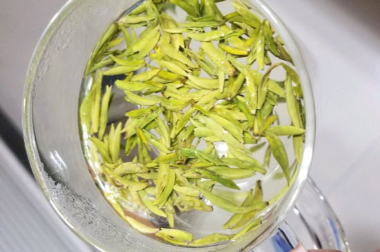 茶葉過(guò)期5年了但沒(méi)開(kāi)封，茶葉放久了能喝嗎