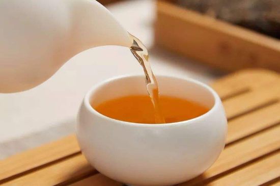 泡好的茶水放冰箱能保存多久，泡好的茶冷藏放多久？