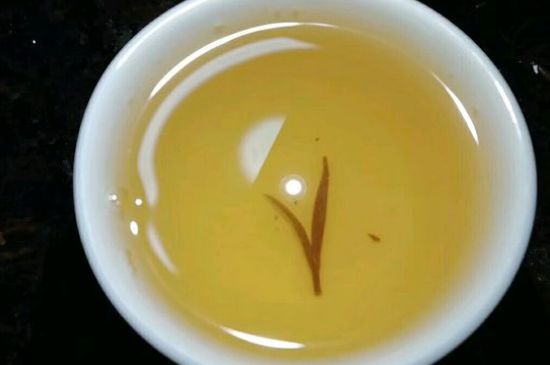 好壞金駿眉圖片對(duì)比，怎么挑選金駿眉茶葉