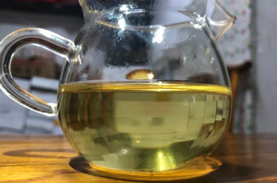 香精茶喝多了會(huì)怎么樣，茶葉加香精有什么害處？