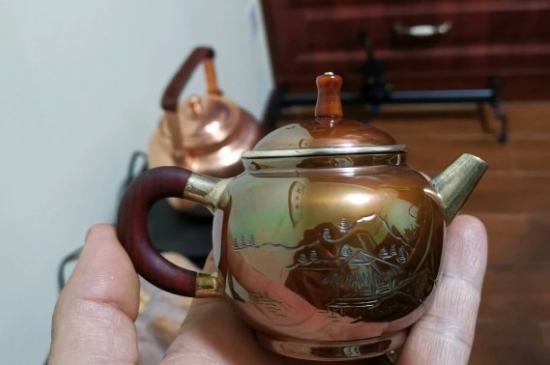 常見的七大材質(zhì)的茶具優(yōu)缺點(diǎn)，用什么材質(zhì)的茶具泡茶最好？