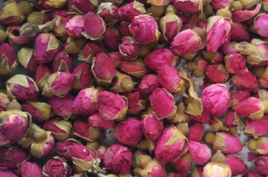 玫瑰花茶的功效與作用，堅持喝一個月玫瑰花茶會怎樣？