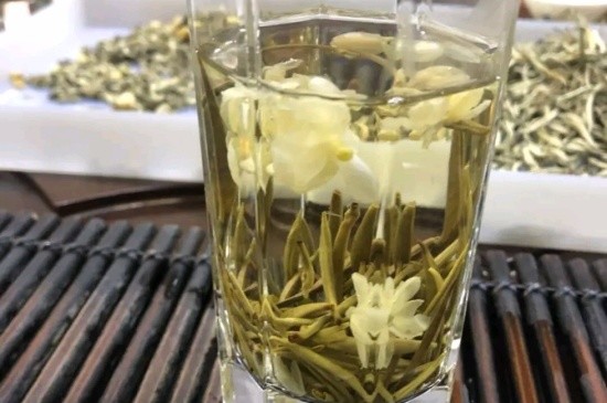 茉莉花花茶能煮嗎，喝茉莉花茶適合煮好還是泡好？