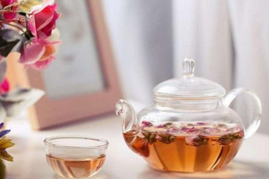玫瑰花泡茶祛斑要多久見效，喝玫瑰花茶多久能祛斑？
