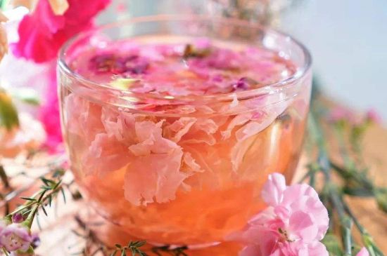 玫瑰花的最佳搭配，喝玫瑰花茶搭配什么喝好？