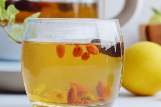 菊花茶的最佳搭配有哪幾樣，菊花茶和什么搭配喝效果好？