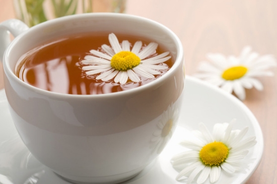 經(jīng)常菊花泡水好嗎，喝菊花茶有什么好處？
