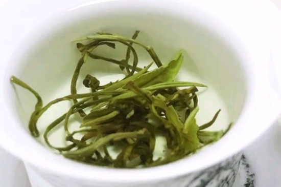 茉莉香珠跟龍珠有什么區(qū)別嗎，茉莉龍珠和茉莉香珠那個好？