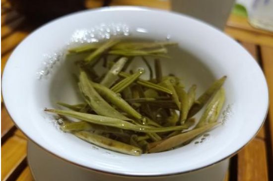 茉莉銀針屬于什么茶，茉莉銀針適合什么人喝？