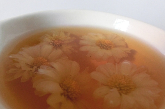 喝菊花茶有什么效果，女人長期喝菊花茶好嗎？