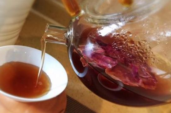 喝玫瑰花茶能祛斑嗎，玫瑰花茶有祛斑的功效嗎？