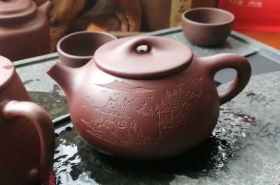 紫砂開壺和不開壺的區(qū)別，<a href=http://www.sdeasyshipping.com/chaju/zisha/ target=_blank class=infotextkey>紫砂壺開壺</a>的正確方法及開壺建議
