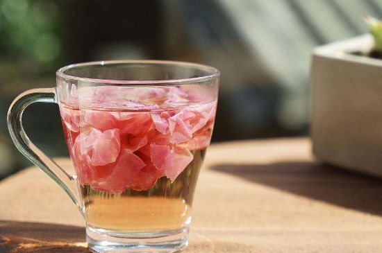 玫瑰花茶和什么搭配好，玫瑰花茶的搭配大全！