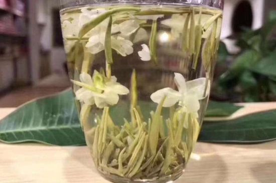 茉莉銀針屬于什么茶，茉莉銀針適合什么人喝？