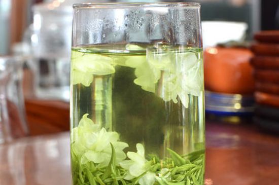 炒花飄雪是什么茶，花茶炒花是什么意思