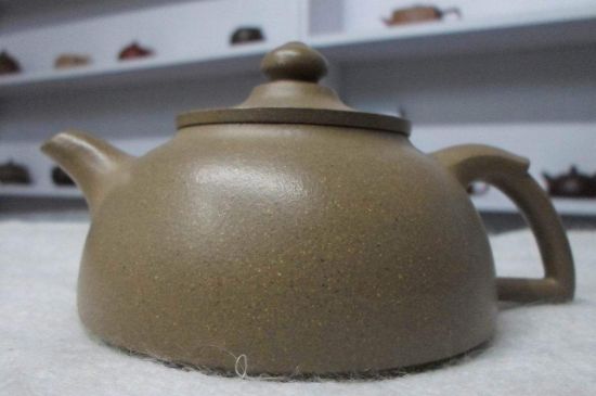 紫砂壺密密麻麻黑點(diǎn)，布滿了很多小黑點(diǎn)的紫砂好嗎
