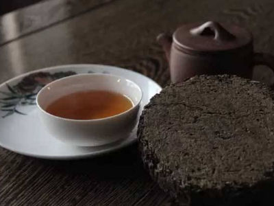 安化黑茶的功效，安化黑茶可以調(diào)理腸胃嗎？
