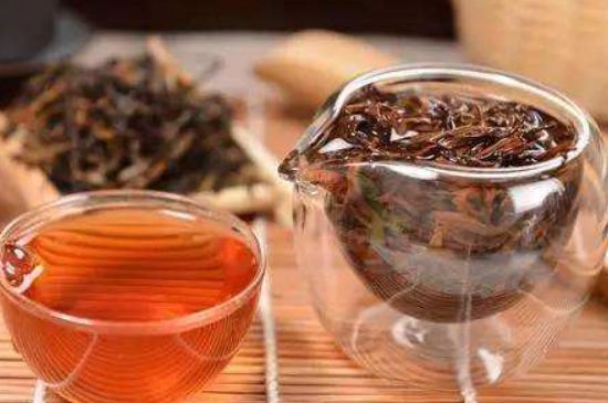 綠茶加重濕氣？濕氣體質(zhì)寒的人能喝綠茶嗎