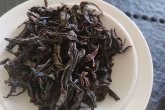 為什么喝巖茶會上火，巖茶喝多上火怎么辦？