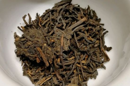 飯后多長時間喝六堡茶最好，六堡茶一天喝多少