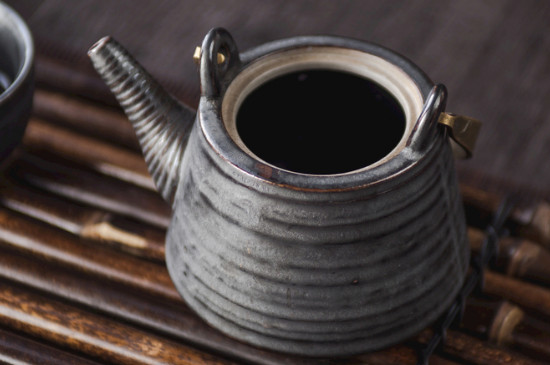 黑茶用什么壺煮最好，黑茶用什么煮效果好？