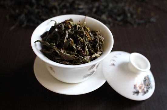 鋸朵仔跟鴨屎香哪個貴，鋸朵子和鴨屎香哪個好喝？