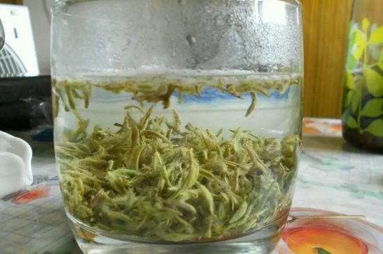 碧螺春為什么泡水渾濁，碧螺春茶葉泡水感覺(jué)很臟是混濁的