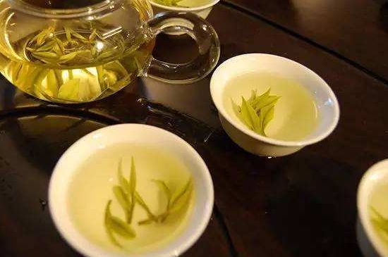 黃茶不適合哪些人喝，黃茶的功效與作用禁忌