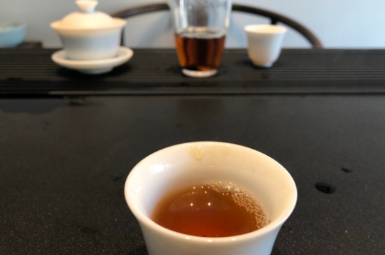 為什么喝巖茶會上火，巖茶喝多上火怎么辦？