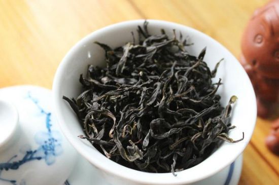 鋸朵仔跟鴨屎香哪個貴，鋸朵子和鴨屎香哪個好喝？