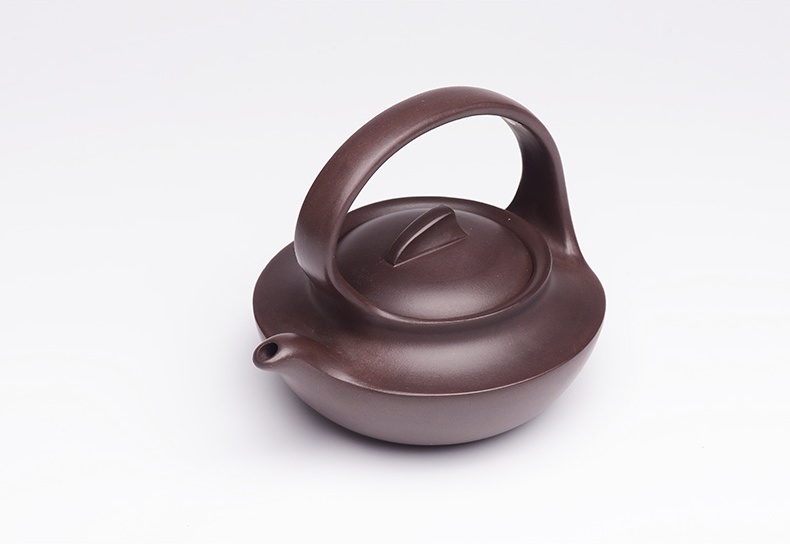 提梁精美紫砂壺，創(chuàng)意手工紫砂壺