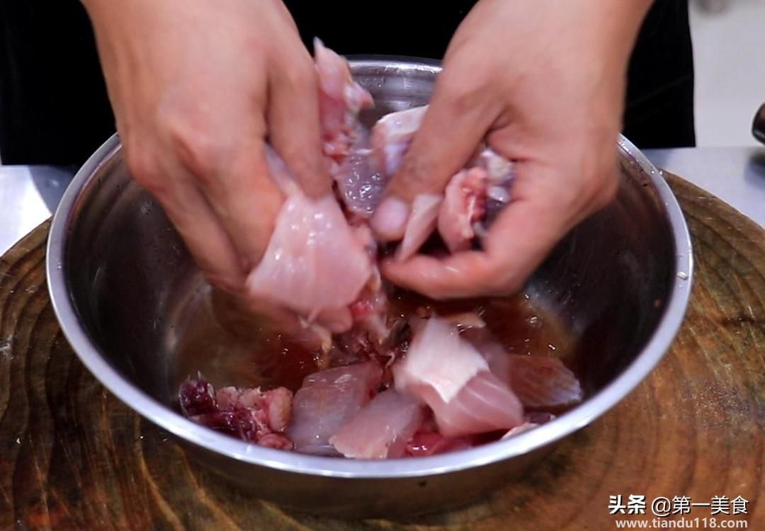 家常酸菜魚(yú)的做法(家常酸菜魚(yú)怎么做)(圖3) 家常酸菜魚(yú)的做法(家常酸菜魚(yú)怎么做)(圖3)