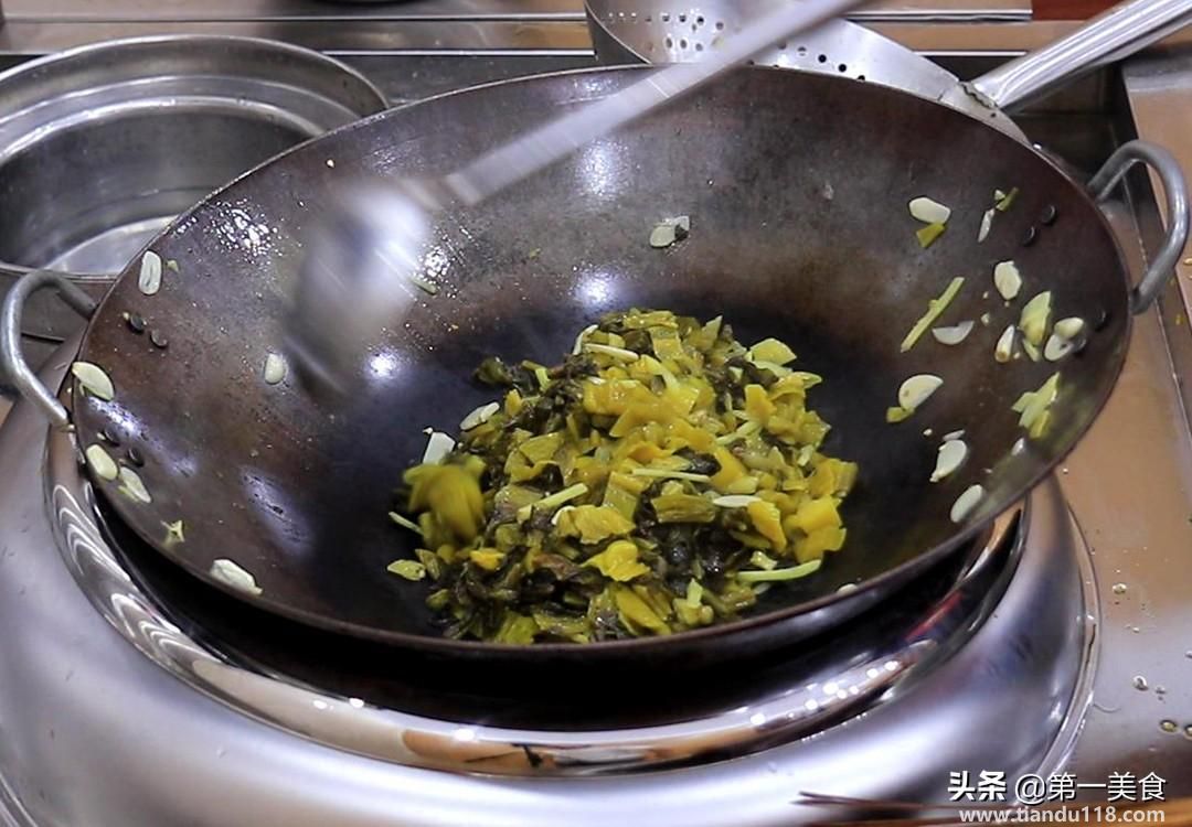 家常酸菜魚(yú)的做法(家常酸菜魚(yú)怎么做)(圖9) 家常酸菜魚(yú)的做法(家常酸菜魚(yú)怎么做)(圖9)