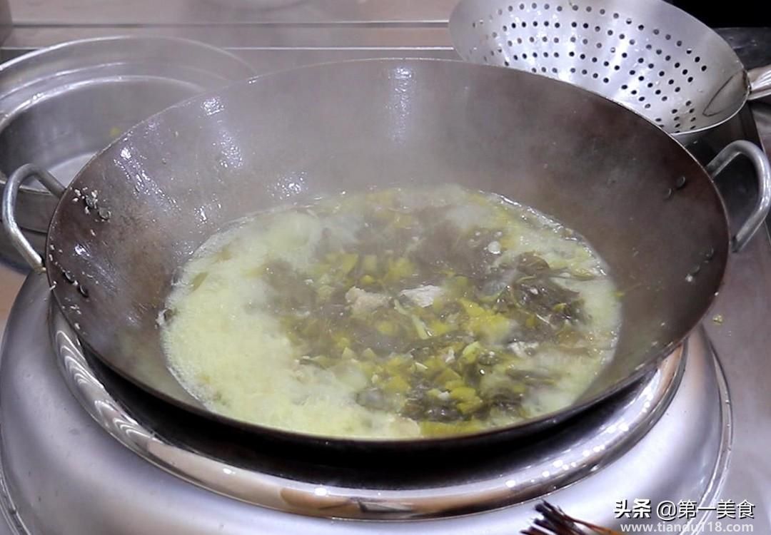 家常酸菜魚(yú)的做法(家常酸菜魚(yú)怎么做)(圖11) 家常酸菜魚(yú)的做法(家常酸菜魚(yú)怎么做)(圖11)