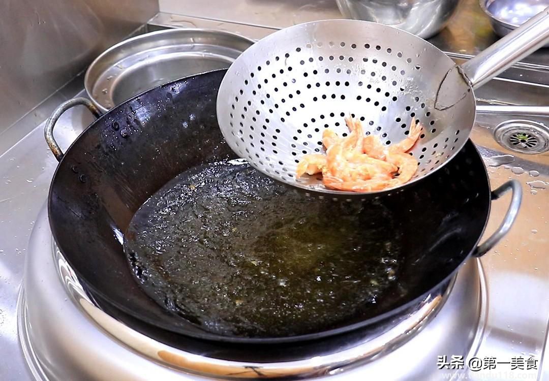 干鍋蝦的做法(干鍋蝦怎么做)(圖5) 干鍋蝦的做法(干鍋蝦怎么做)(圖5)