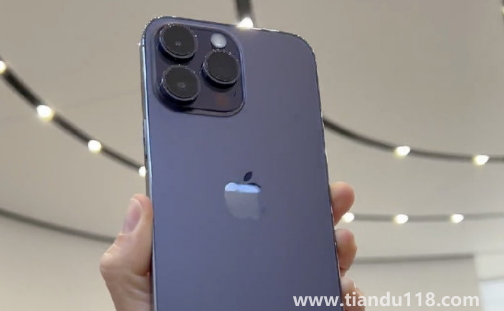 iPhone14真機(jī)哪個(gè)顏色好看（iPhone 14 對(duì)比 iPhone 13 有什么區(qū)別）