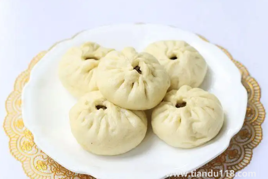 蒸包子回縮怎么辦(蒸包子冷水下鍋還是熱水下鍋蒸好) 蒸包子回縮怎么辦(蒸包子冷水下鍋還是熱水下鍋蒸好)