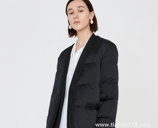 鵝絨服能用掛燙機熨燙嗎2