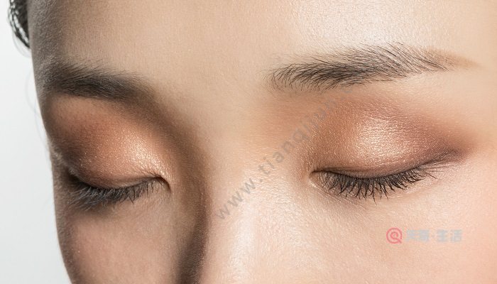 眼部打底用在粉底后嗎